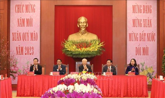 Tổng Bí thư Nguyễn Phú Trọng chúc tết lãnh đạo, nguyên lãnh đạo Đảng, Nhà nước và đồng bào, chiến sĩ cả nước ảnh 1