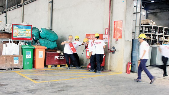 Công ty Vedan Việt Nam tích cực thực tập phương án chữa cháy và cứu nạn cứu hộ ảnh 1