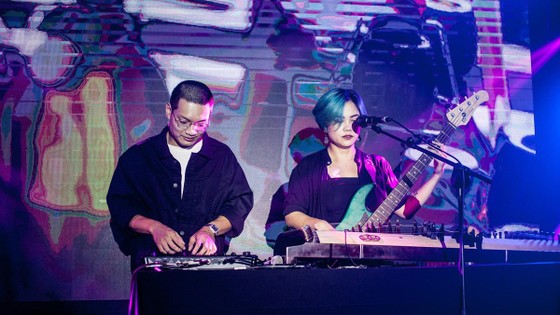 Nhóm nhạc Limebócx sẽ biểu diễn trong chương trình đầu tiên của dự án LiveSpace Vietnam. Ảnh: NVCC