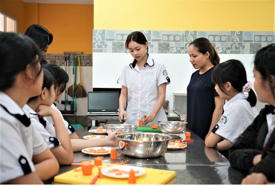 Dạy văn hóa trong trường nghề: Quyết liệt gỡ “nút thắt” ảnh 2 Dạy văn hóa trong trường nghề: Quyết liệt gỡ “nút thắt” ảnh 2