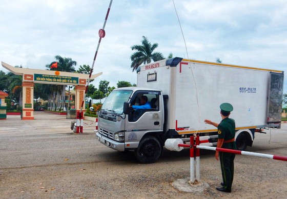 Siết chặt kiểm soát biên giới phòng Covid-19 ảnh 1