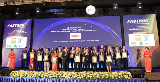 Dai-ichi Life Việt Nam tiếp tục được vinh danh “Top 500 Doanh nghiệp tăng trưởng nhanh nhất Việt Nam” 