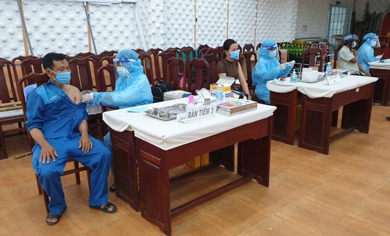 Đồng hành cùng người dân, doanh nghiệp, sớm đưa cuộc sống trở lại “bình thường mới” ảnh 2