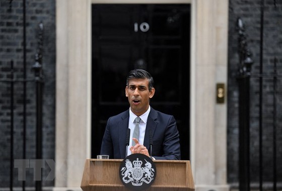 Thủ tướng Anh Rishi Sunak phát biểu tại London. Ảnh: AFP/TTXVN