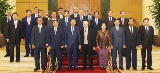 Việt Nam và Campuchia tăng cường đoàn kết, phối hợp chặt chẽ, ủng hộ lẫn nhau ảnh 1