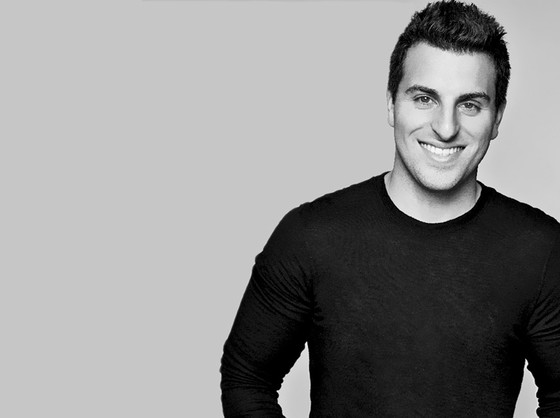 CEO Brian Chesky-“Kỳ lân” thay đổi ngành du lịch ảnh 1 CEO Brian Chesky-“Kỳ lân” thay đổi ngành du lịch ảnh 1