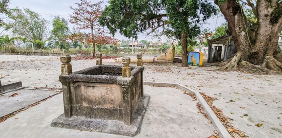 Giếng Chăm cổ ở làng thuần Việt gần ngàn năm tuổi Pháp Kệ. Ảnh: MINH PHONG