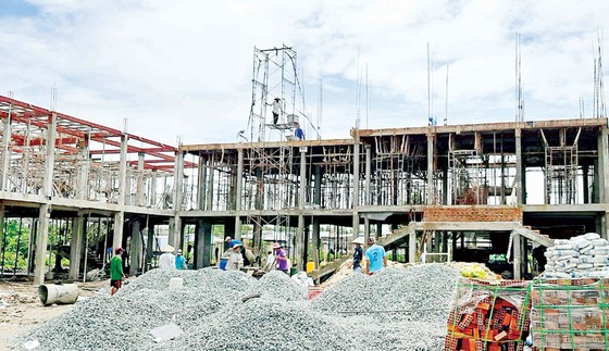 Phải ghìm được giá thép ảnh 1
