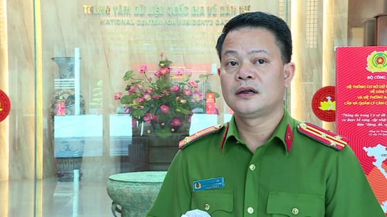 Vì sao sau 3-4 tháng vẫn chưa được trả căn cước công dân? ảnh 1 Thượng tá Vũ Văn Tấn, Giám đốc Trung tâm Dữ liệu quốc gia về dân cư, Cục Cảnh sát QLHC về TTXH