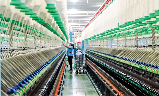 Phục hồi nền kinh tế: Hành động quyết liệt, không bỏ lỡ các cơ hội ảnh 2