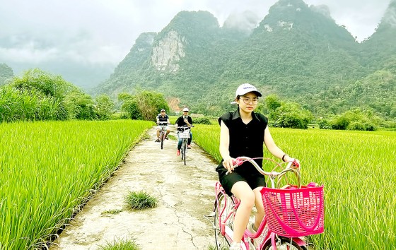 Giải bài toán nhân lực ngành du lịch ảnh 1 Giải bài toán nhân lực ngành du lịch ảnh 1