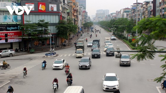 giá xăng dầu tăng liên tục khiến nhiều người kinh doanh dịch vụ điêu đứng hình ảnh 1 gia xang dau tang lien tuc khien nhieu nguoi kinh doanh dich vu dieu dung hinh anh 1