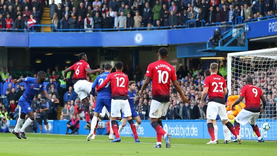 Chelsea - Man United: Martial suýt nhấn chìm Chelsea ảnh 1