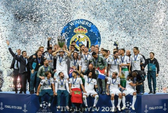 Real Madrid đăng quang cahm[pions Leagie năm thứ 3 liên tiếp