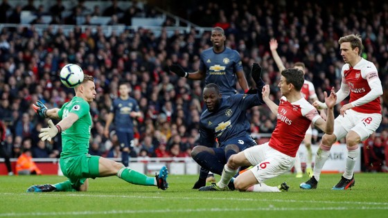 Man United thua đau Arsenal 0-2, Solskjaer mất chuỗi trận bất bại ảnh 8