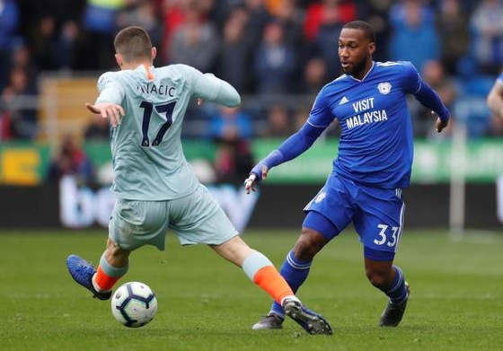Cardiff City - Chelsea 1-2: Ngược dòng gây tranh cãi và bàn thắng việt vị của Azpilicueta ảnh 4