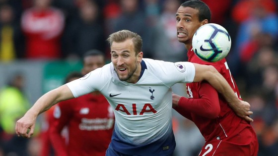 Liverpool - Tottenham 2-1: Firmino và Salah tỏa sáng trong chiến thắng may mắn ảnh 8