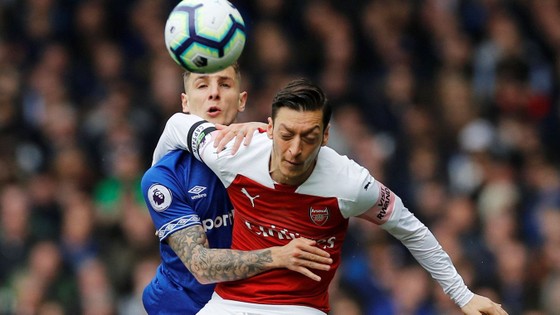 Everton - Arsenal 1-0: Phil Jagielka quật ngã Pháo thủ ảnh 4