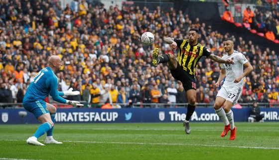 Watford - Wolves 3-2: Deulofeu ghi cú đúp đưa Watford vào chung kết ảnh 3