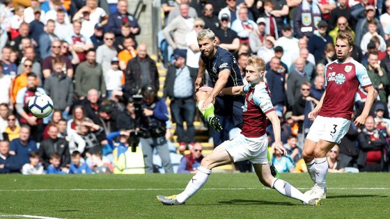 Burnley - Man City 0-1: Người hùng Aguero ghi chiến thắng cho Pep Guadiola ảnh 6