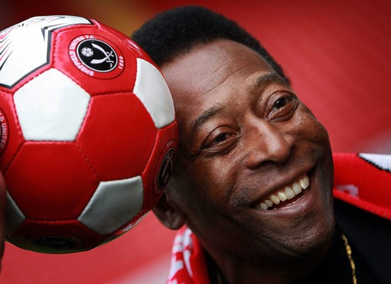 Messi hay Ronaldo? Ai là cầu thủ Pele muốn chơi cùng? ảnh 1 Messi hay Ronaldo? Ai là cầu thủ Pele muốn chơi cùng? ảnh 1