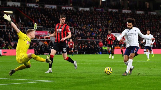 Bournemouth - Liverpool 0-3: Salah và Keita - Bộ đôi sát thủ mới ảnh 6