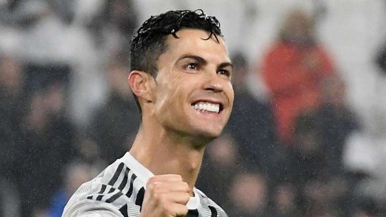 Cristiano Ronaldo đoạt giải thưởng Bóng đá địa cầu 2019 ở Dubai