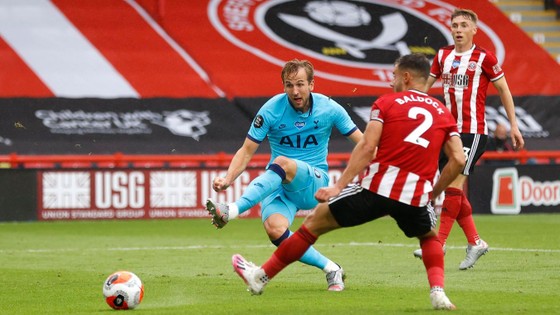 Tottenham thua tan tác trên sân Sheffield United, Mourinho hết phép ảnh 3 Tottenham thua tan tác trên sân Sheffield United, Mourinho hết phép ảnh 3