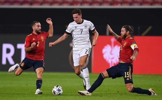 Joachim Loew không hài lòng trận Đức hòa Tây Ban Nha ảnh 2