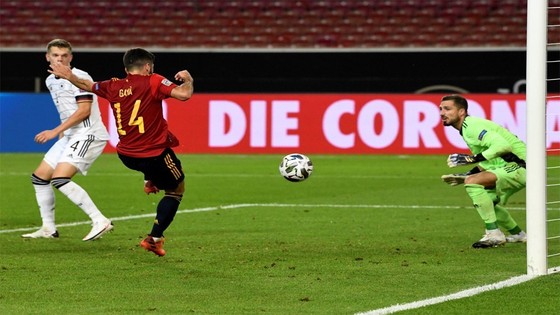 Joachim Loew không hài lòng trận Đức hòa Tây Ban Nha ảnh 1