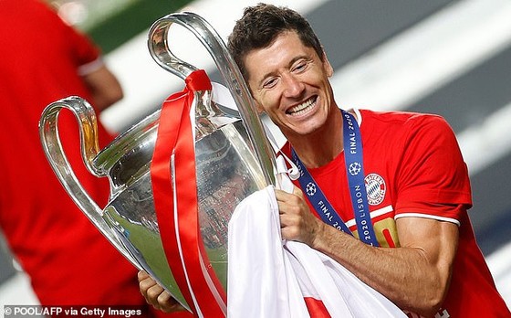 Lewandowski và bí mật chế độ ăn kiêng: Cá ngừ, bánh gạo và quả bơ ảnh 1