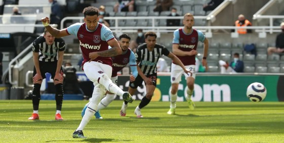 Thua đau Newcastle, West Ham nguy cơ văng khỏi tốp 4 ảnh 4