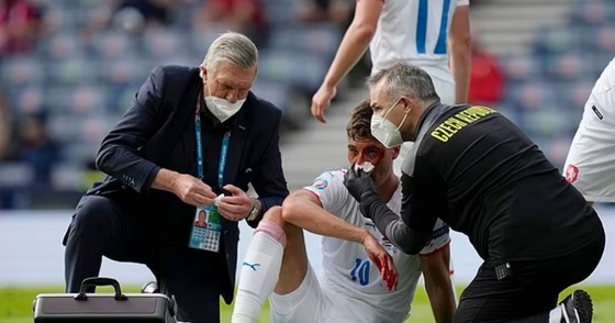 Croatia – CH Séc 1-1: Schick sút thắng phạt đền, Perisic gỡ hòa hiệp 2 ảnh 2
