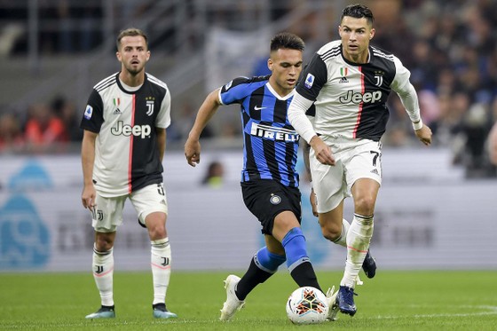 Juventus sẽ trở lại ngôi đầu cho dù Ronaldo có ở lại hay không