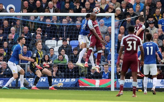 Ogbonna giúp West Ham nhấn chìm Everton trong ngày David Moyes trở lại ảnh 3