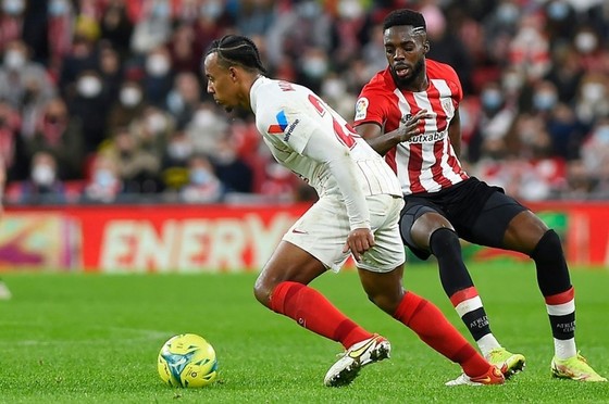 Ký xong với Koulibaly, Chelsea theo đuổi Jules Kounde ảnh 1