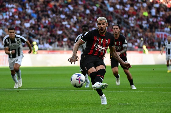 AC Milan thắng ngược, Inter Milan vất vả có 3 điểm ảnh 1
