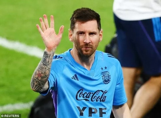 Messi không xếp Argentina vào danh sách ứng viên sáng giá