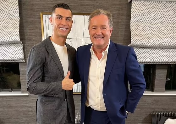 Phạt Ronaldo 1 triệu bảng? MU chưa dám quyết dù Ten Hag quả quyết CR7 không bao giờ chơi cho Quỷ đỏ lần nữa ảnh 1