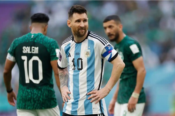Messi ghi bàn nhưng Argentina thua ngược Saudi Arabia trong trận cầu chấn động World Cup ảnh 5