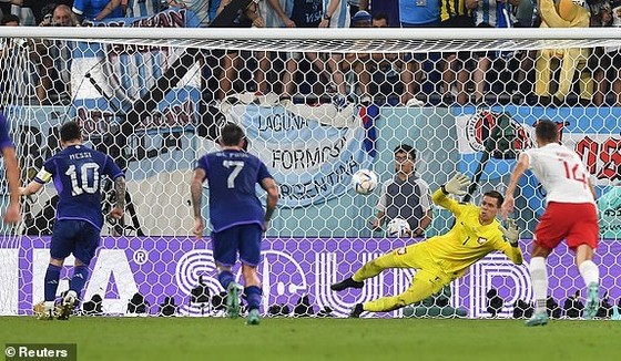 Bảng C: Argentina chiếm ngôi đầu, Ba Lan đi tiếp nhờ Mexico quật ngã Saudi ảnh 2