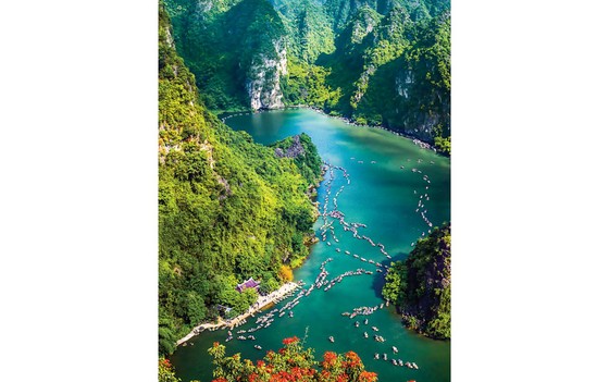 A corner of Trang An tourist area, Ninh Binh, viewed from above.
