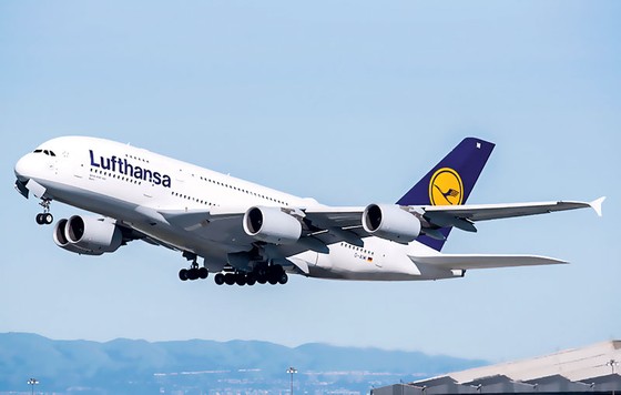 Những gói cứu trợ nhiều tỷ EUR đã được đề xuất để giải cứu Hãng hàng không Lufthansa của Đức.