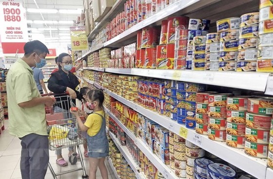 Ngành thương mại TP.HCM đảm bảo hàng hóa phục vụ giãn cách xã hội hình ảnh 2 Nganh thuong mai TP.HCM dam bao hang hoa phuc vu gian cach xa hoi hinh anh 2
