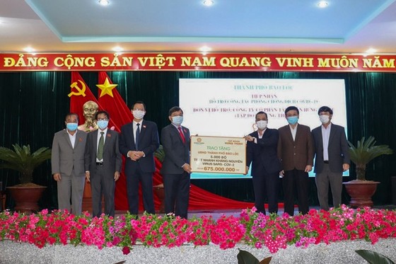 Hưng Thịnh tiếp tục hỗ trợ 11 tỷ đồng cùng nhiều tỉnh, thành chống dịch Covid-19 ảnh 5 Hưng Thịnh tiếp tục hỗ trợ 11 tỷ đồng cùng nhiều tỉnh, thành chống dịch Covid-19 ảnh 5