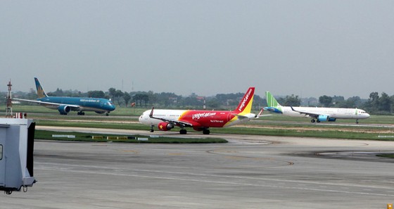 Hiệp hội doanh nghiệp hàng không Việt Nam tiếp tục đề xuất các giải pháp hỗ trợ các hãng hàng không gặp khó khăn do dịch COVID-19 - Ảnh: TUẤN PHÙNG