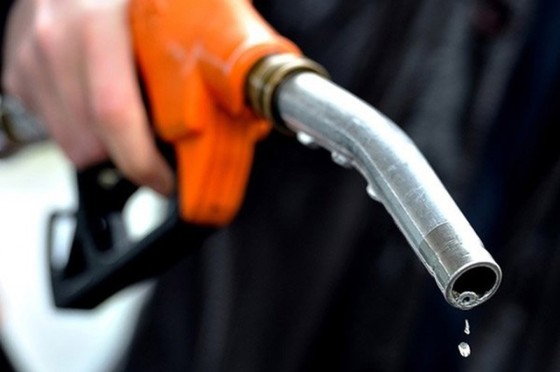 Bộ Công Thương đề xuất sẽ điều chỉnh giá xăng dầu mỗi tuần một lần.