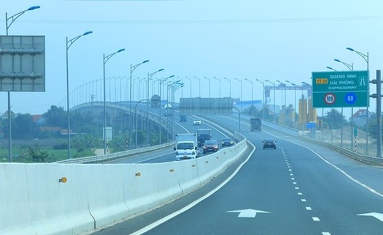 Tuyến cao tốc Hải Phòng-Quảng Ninh.