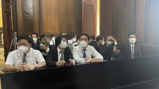 Cựu Tổng Giám đốc SAGRI Lê Tấn Hùng cùng 18 bị cáo hầu tòa ảnh 2