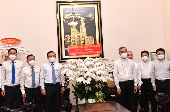 Bí thư Thành ủy TPHCM Nguyễn Văn Nên tri ân đồng bào công giáo ảnh 1 Bí thư Thành ủy TPHCM Nguyễn Văn Nên tri ân đồng bào công giáo ảnh 1